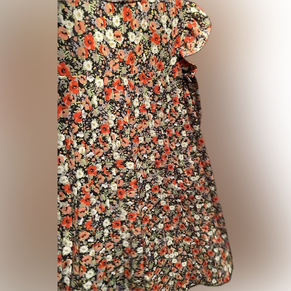 🔥 NWT ENDLESS ROSE GLORAL PLEATED ROMPER - Picture 2 of 10